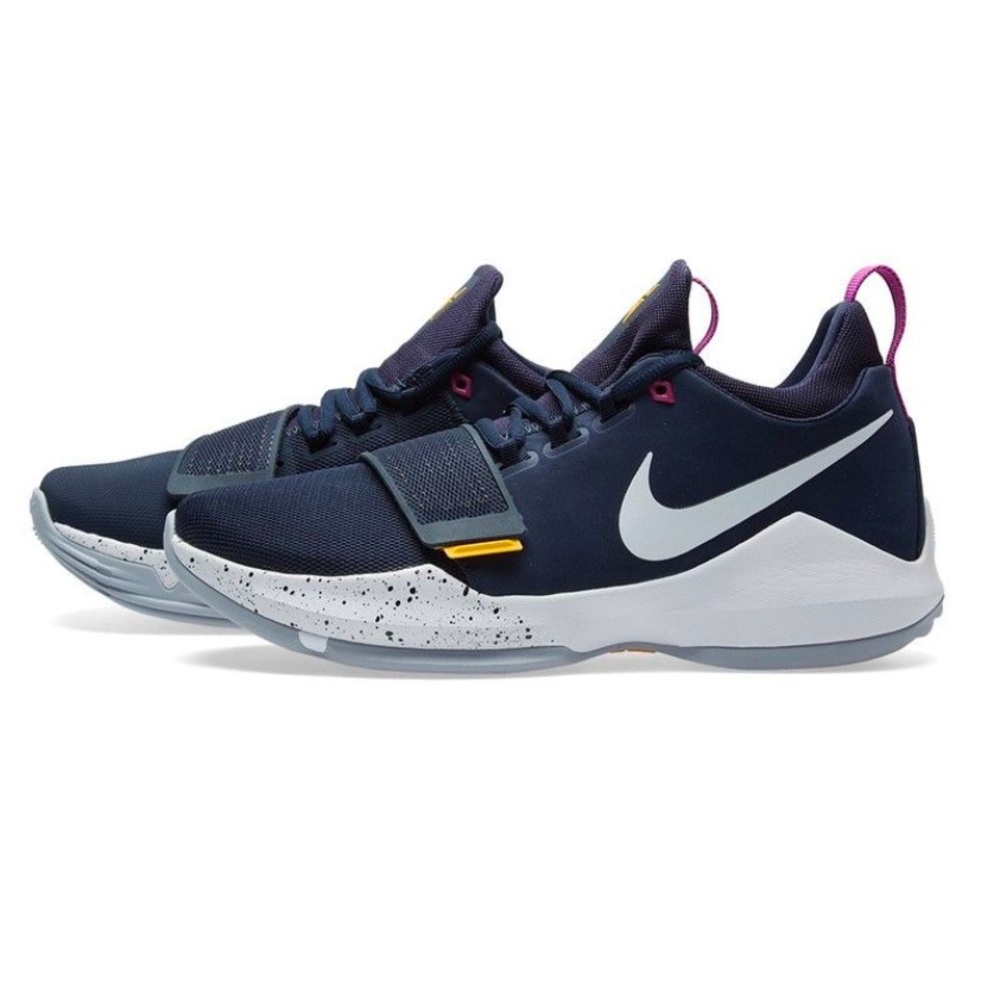 Nike Paul George sneakers